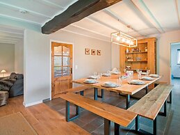 Scenic Stay in Xhoffraix