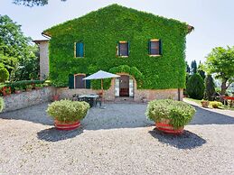 Escape Near San Gimignano
