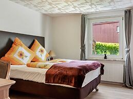 Charming Apartment Near the Forest and River