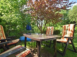 Charming Apartment Near the Forest and River