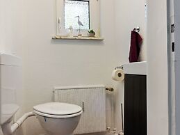 Charming Apartment Near the Forest and River