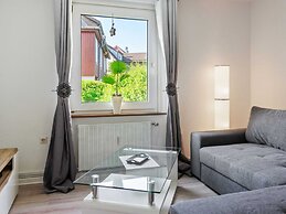 Charming Apartment Near the Forest and River