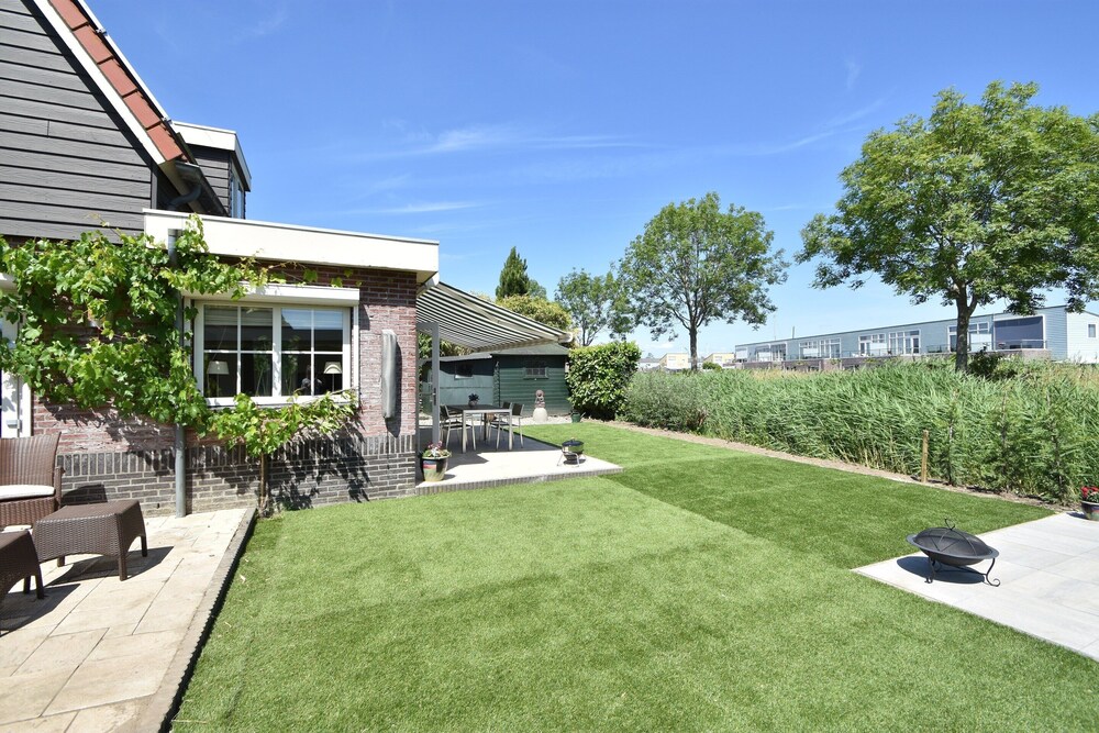 Enticing Holiday Home in Oude With Garden