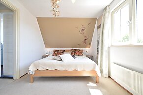 Enticing Holiday Home in Oude With Garden