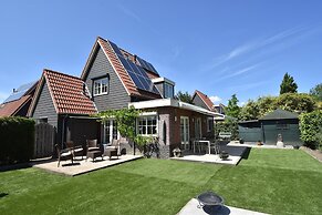 Enticing Holiday Home in Oude With Garden