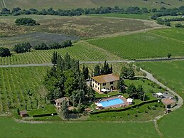 Serene Apartment in Orciatico