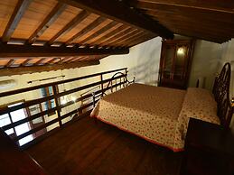 Serene Apartment in Orciatico