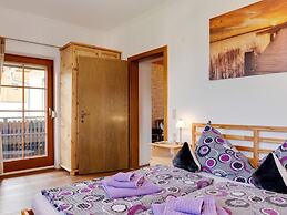 Comfortable Apartment in Kötschach-mauthen With Sauna