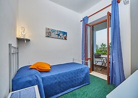 Villa in Pozzallo Near Sandy Beaches