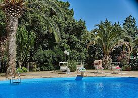 Villa in Pozzallo Near Sandy Beaches