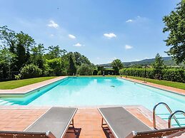 Tuscan Escape for Families