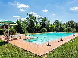 Cozy Stay With Scenic Views