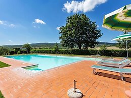 Cozy Stay With Scenic Views