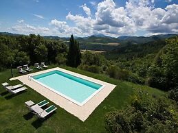 Eco-retreat With Pool