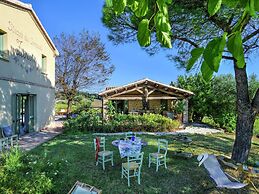 Villa w/ Wine Tours Near Beach