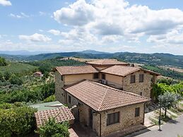 Peaceful Stay in Collazzone Hills