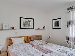 Riverside Apartment in Oed-ohling