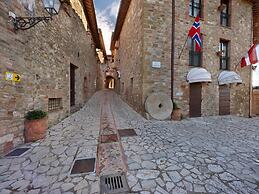 Holiday Home in Collazzone With Pool & Sauna