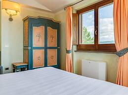 Holiday Home in Collazone With Pool & Sauna