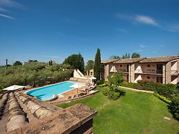 Holiday Home in Collazone With Pool & Sauna
