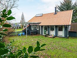 5 Person Holiday Home in Hovborg
