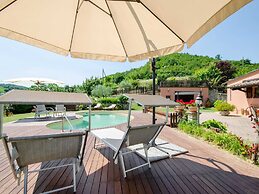 Pet-friendly Villa With Pool