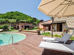 Pet-friendly Villa With Pool