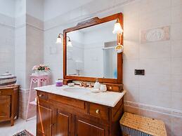 Pet-friendly Villa With Pool