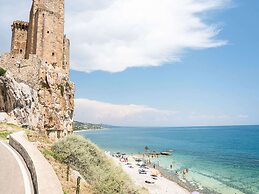 Seaside Home in Roseto Capo Spulico