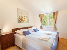 Gorgeous Villa in Tučepi with Private Swimming Pool