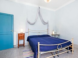 A Spacious Retreat for Ten