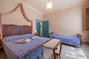 A Spacious Retreat for Ten