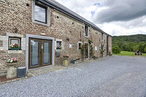 Group Accommodation for Families in Houyet