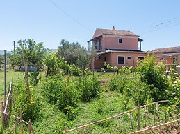 Simplistic Villa in Korfu near Sea Beach