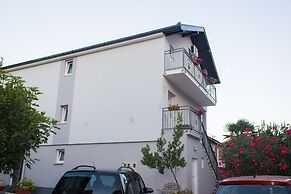 Apartments City Paradise