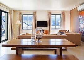 Marine Square Luxury Suites