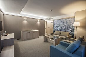 Kolumna Park Hotel