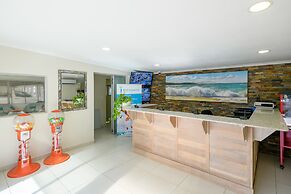 Illovo Beach Club