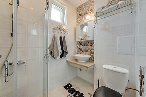 Luxury and Sunny Studio With a View in TOP Centre
