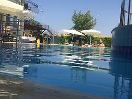 Verdeport Hotel