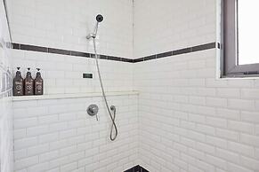 648 Hotel