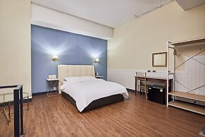 648 Hotel