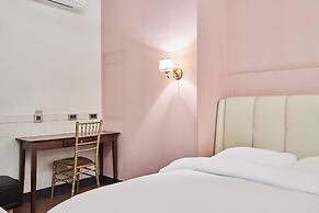 648 Hotel