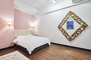 648 Hotel