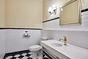 648 Hotel