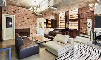648 Hotel