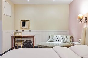 648 Hotel