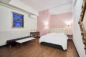648 Hotel