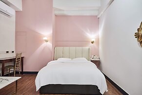 648 Hotel