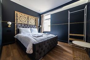 Hollywood Suite Sasco Apartments